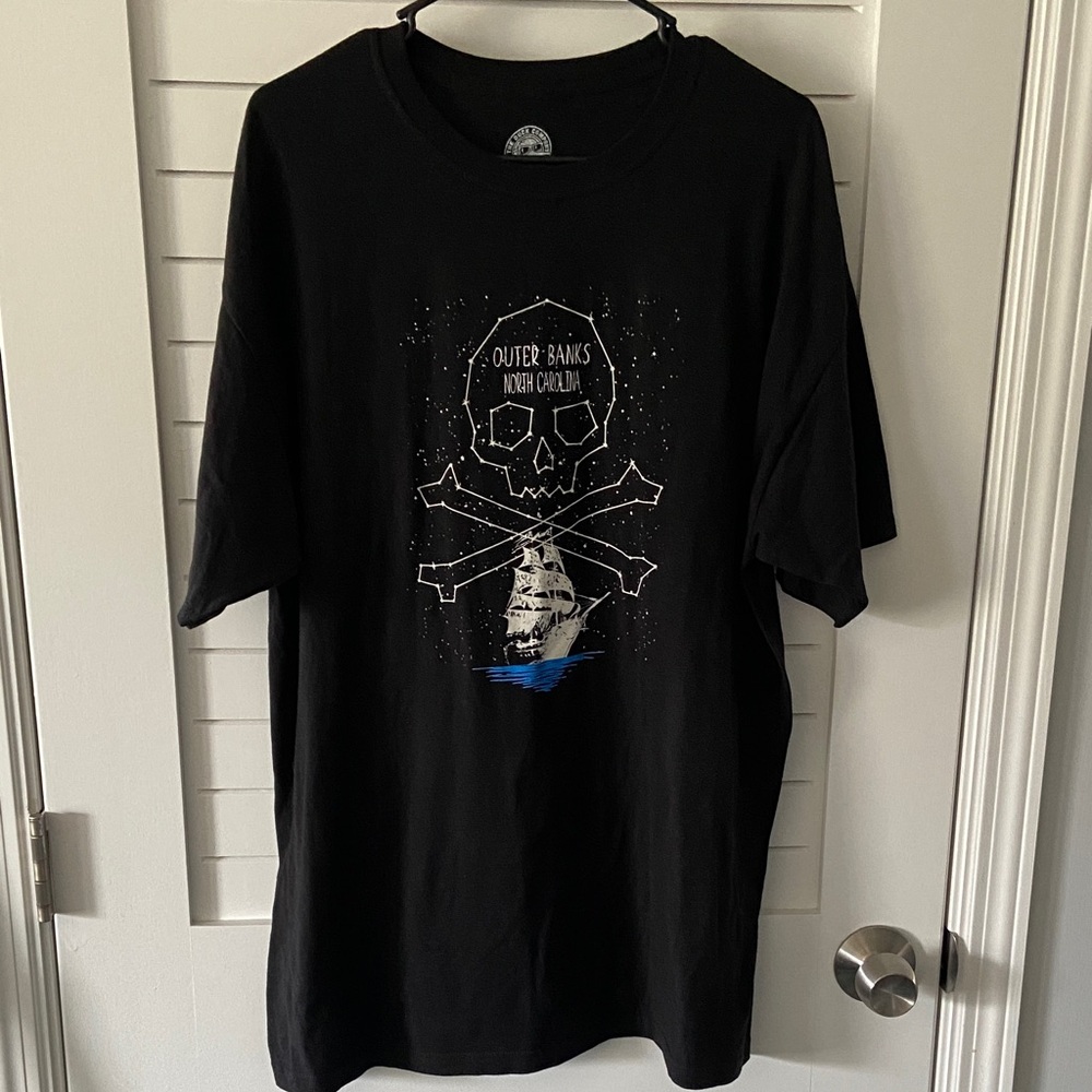 Outer Banks North Carolina Skull Tshirt Size XL